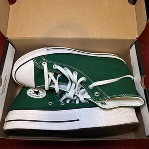 Green Platform Converse - Lightly Worn